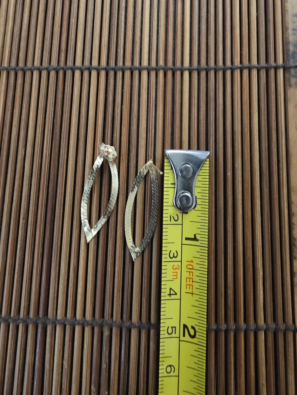 14k Herringbone Yellow Gold Dangle Earrings (Vintage)